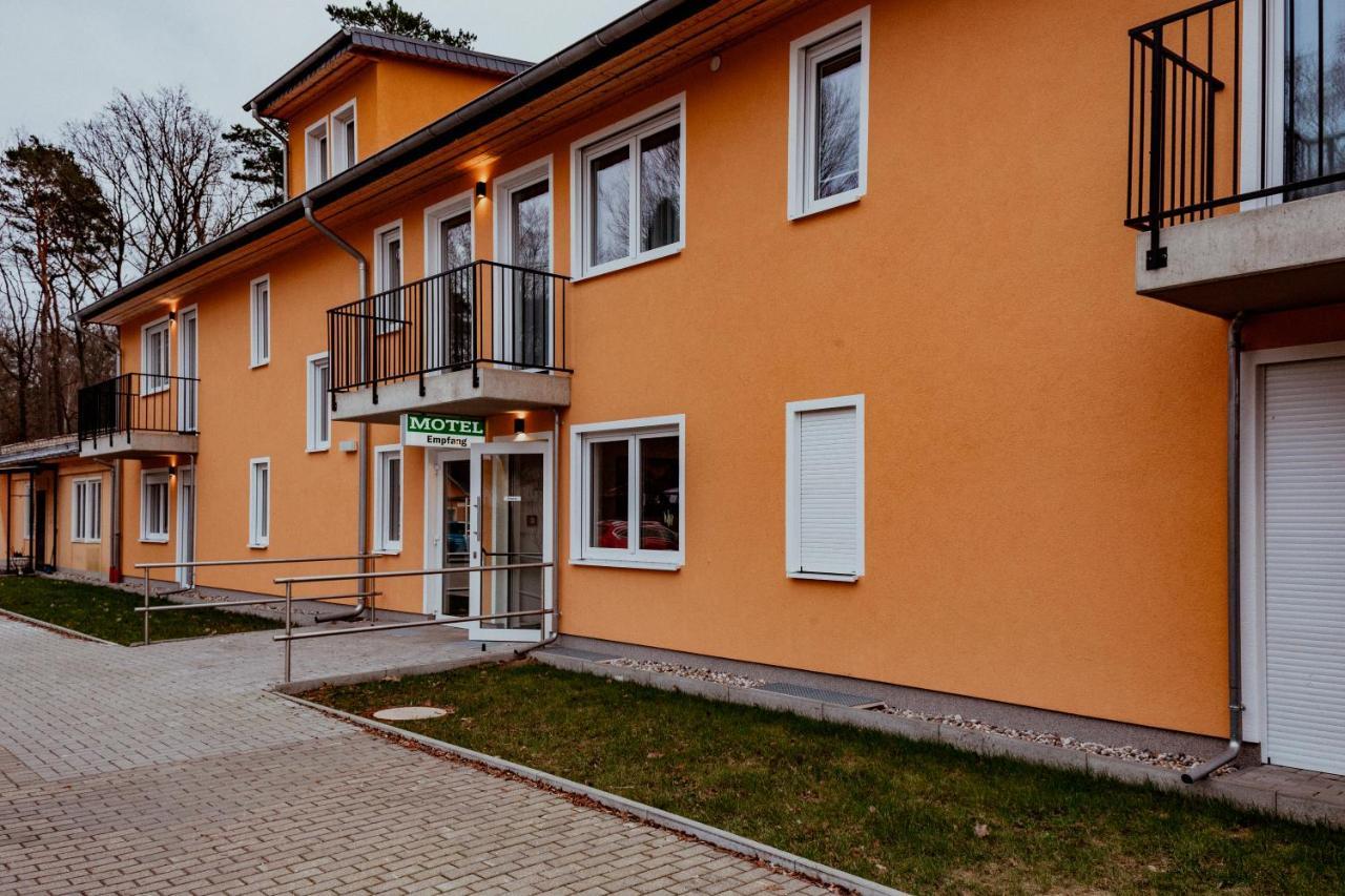 Motel Zur Dachsbaude Wandlitz Exterior foto