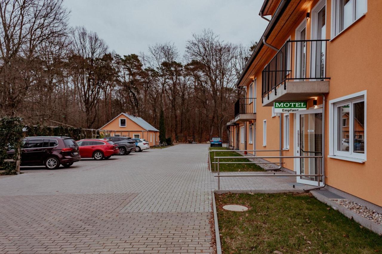 Motel Zur Dachsbaude Wandlitz Exterior foto